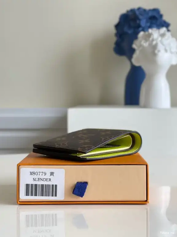 Cheap MULTIPLE WALLET LOUIS VUITTON 0512